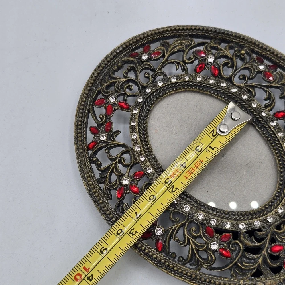 Green Tree Gallery 2005 Filigree Oval Red & Clear Stone 2x3‎ Photo Picture Frame